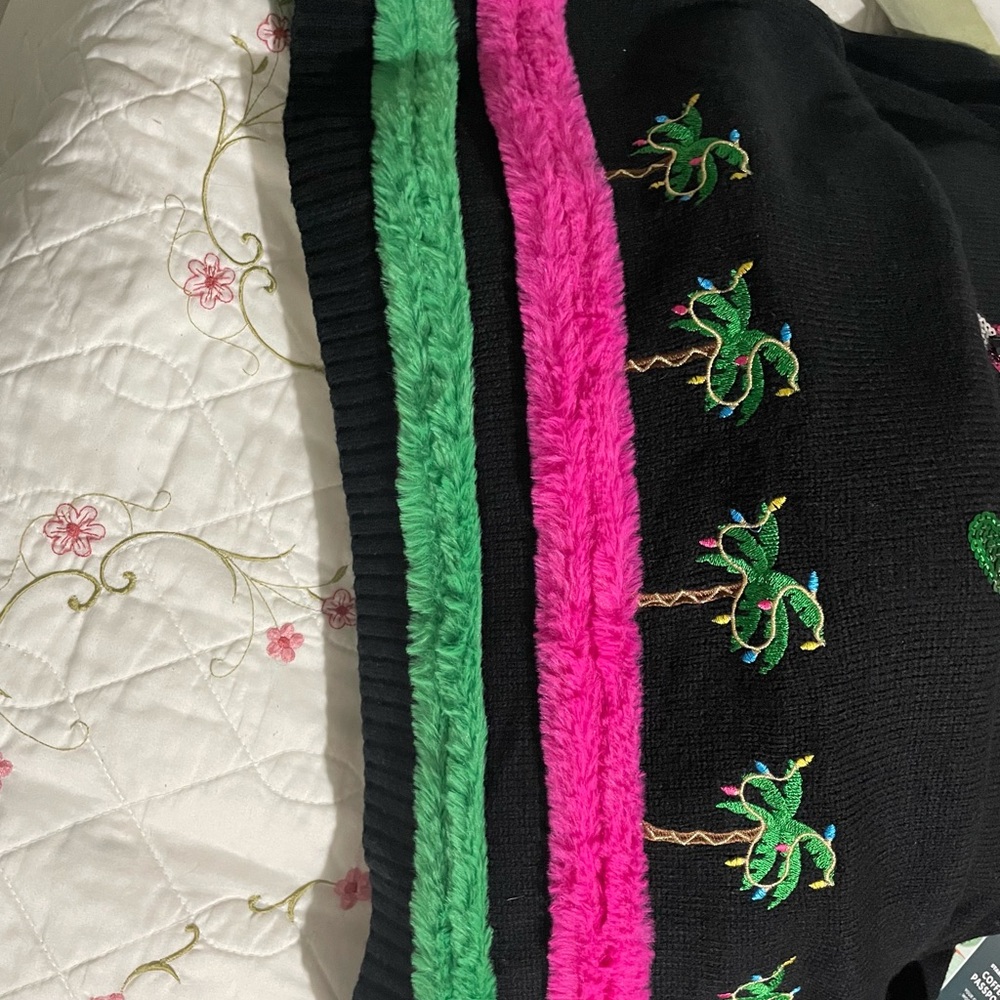 Women’s Flamingo Christmas Sweater Sz XXL - Picture 3 of 12